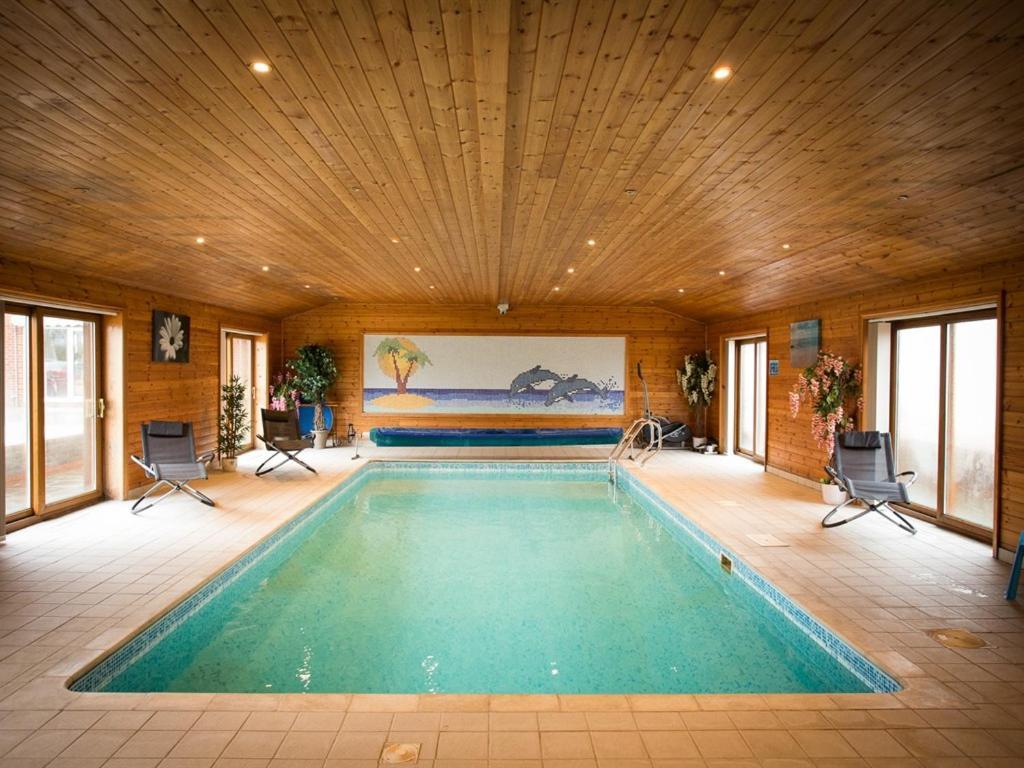 Treetops Cottages & Spa Grimsby Bagian luar foto