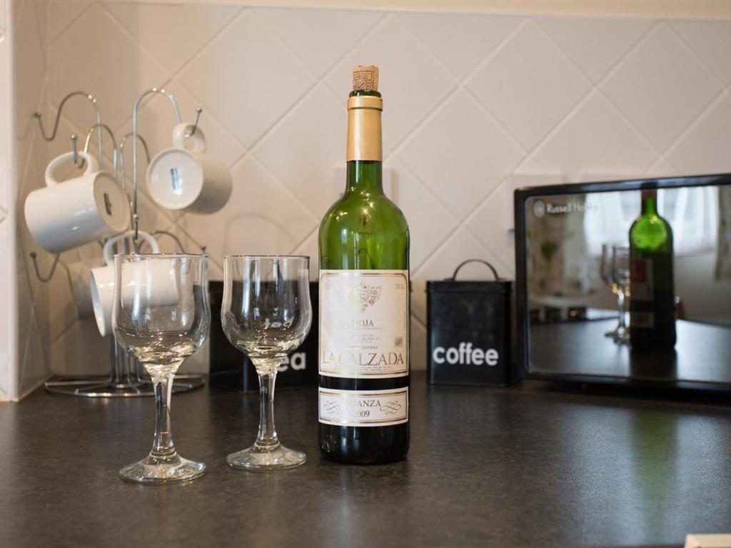 Treetops Cottages & Spa Grimsby Bagian luar foto