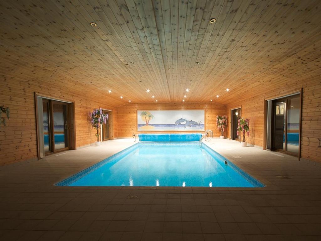 Treetops Cottages & Spa Grimsby Bagian luar foto